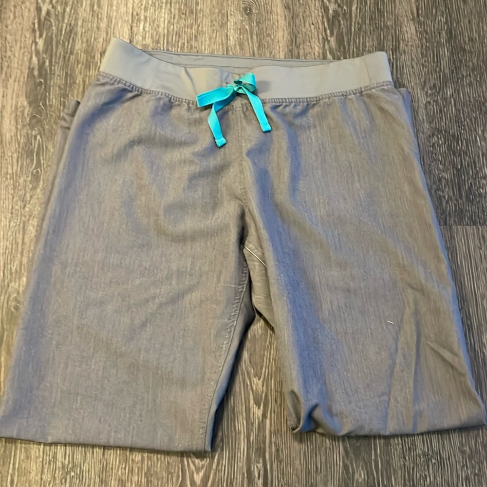 Grey Figs size Medium